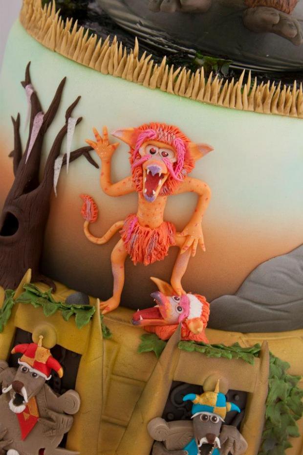 Labyrinth Wedding Cake (1)