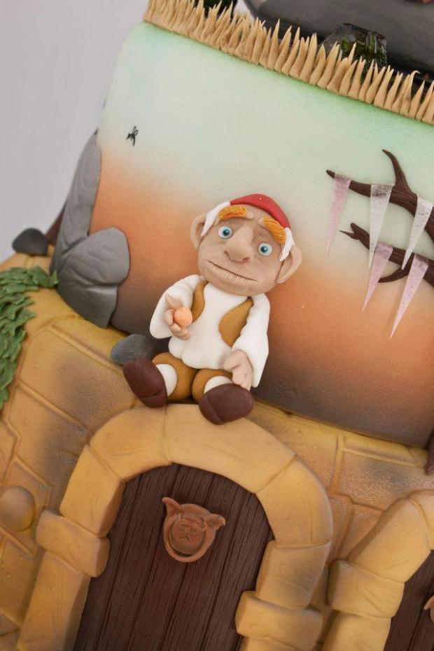 Labyrinth Wedding Cake (4)