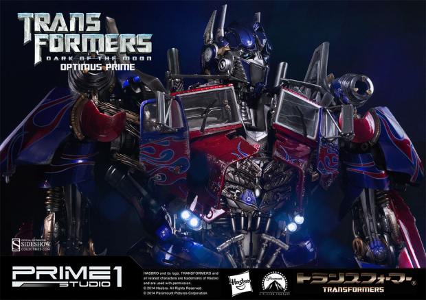 Optimus Prime Statue by Prime 1 Studio