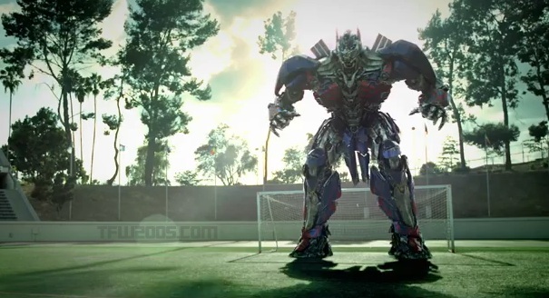 Transformers-4-Age-Of-Extinction-World Cup Commercial