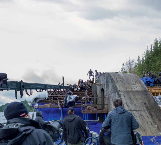 DAWN OF THE PLANET OF THE APES