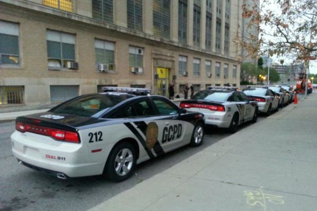 BatmanvSuperman_Gotham Police4