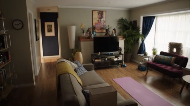 Arrow_Season 3_Felicity Apartment