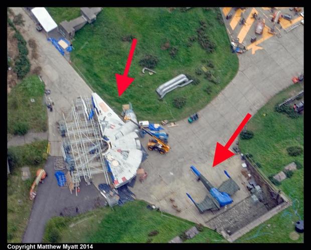 Star Wars_Episode VII_Millennium Falcon and X-Wing