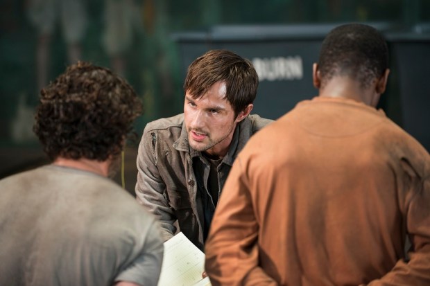The Walking Dead_Season 5_Episode 1_Stills (7)