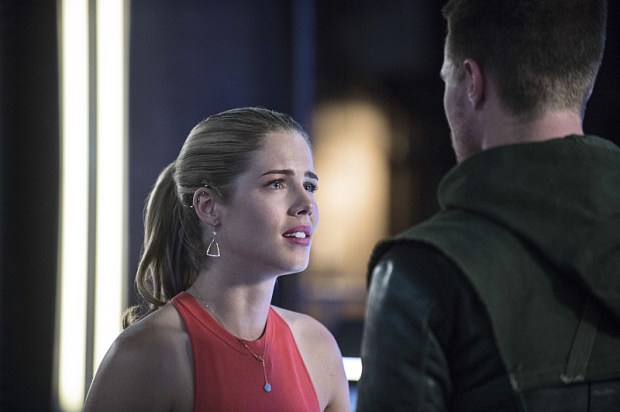 Arrow_Season 3_Episode 2_Sara_Still (11)
