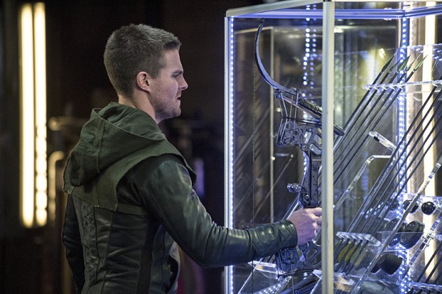 Arrow_Season 3_Episode 2_Sara_Still (4)