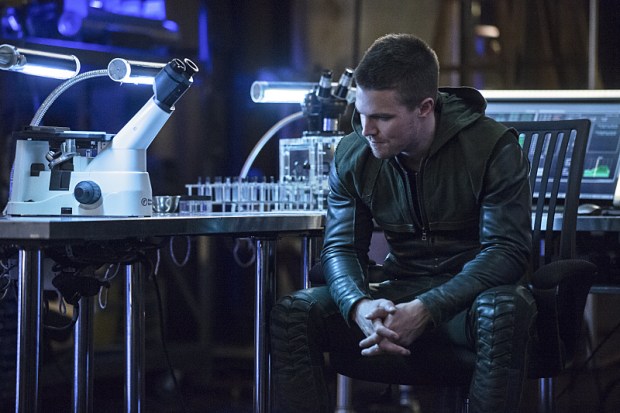 Arrow_Season 3_Episode 2_Sara_Still (5)