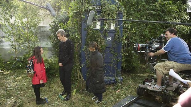 Doctor Who_Series 8_Episode 10_In the Forest of the Night_BTS (3)