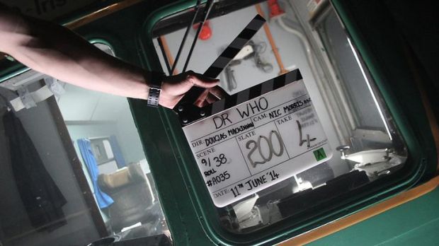 Doctor Who_Series 8_Episode 9_Flatline_BTS (3)