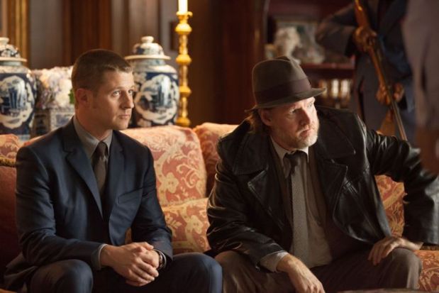 Gotham_Season 1_Episode 7_The Penguin's Umbrella_Still (6)