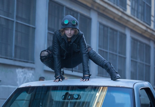 GOTHAM: Selina Kyle (Camren Bicondova) makes a stealthy entrance in the "The Mask" episode of GOTHAM airing Monday, Nov. 10 (8:00-9:00 PM ET/PT) on FOX. ©2014 Fox Broadcasting Co. Cr: Jessica Miglio/FOX