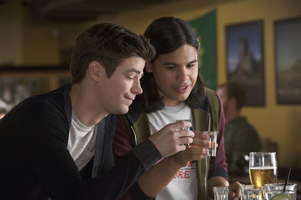 The Flash -- "Plastique" Pictured (L-R): Grant Gustin as Barry Allen and Carlos Valdes as Cisco Ramon -- Photo: Jack Rowand/The CW -- ÃÂ© 2014 The CW Network, LLC. All rights reserved.