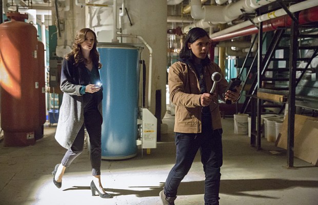 The Flash -- "The Man in the Yellow Suit" Pictured (L-R): Danielle Panabaker as Caitlin Snow and Carlos Valdes as Cisco Ramon -- Photo: Jack Rowand/The CW -- ÃÂ© 2014 The CW Network, LLC. All rights reserved.
