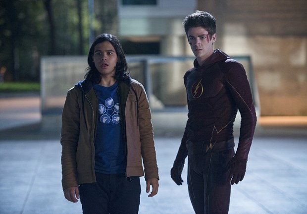 The Flash -- "The Man in the Yellow Suit" Pictured (L-R): Carlos Valdes as Cisco Ramon and Grant Gustin as Barry Allen/The Flash -- Photo: Diyah Pera/The CW -- ÃÂ© 2014 The CW Network, LLC. All rights reserved.