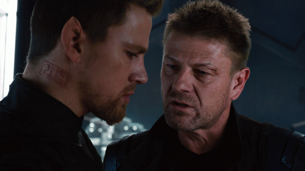 Jupiter Ascending_Still (25)