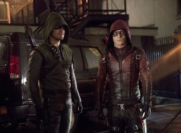 Arrow -- "Canaries" -- Image AR313A_0274b -- Pictured (L-R): Stephen Amell as Oliver Queen / The Arrow and Colton Haynes as Roy Harper / Arsenal -- Photo: Diyah Pera/The CW -- ÃÂ© 2015 The CW Network, LLC. All Rights Reserved.