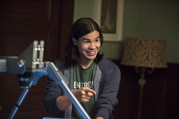 The Flash -- "The Nuclear Man" -- Image FLA113B_0354b -- Pictured Carlos Valdes as Cisco Ramon -- Photo: Cate Cameron/The CW -- ÃÂ© 2015 The CW Network, LLC. All rights reserved.