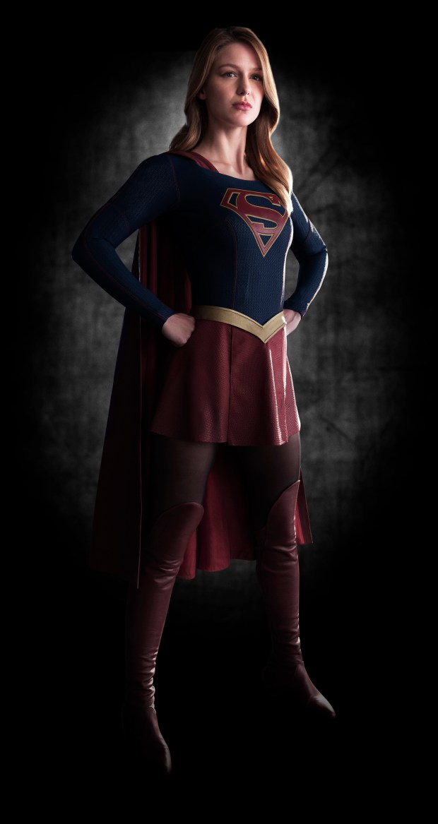 First Look_Melissa Benoist as Supergirl2