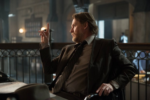 GOTHAM: Donal Logue (Bullock) appears in the “Beasts of Prey” episode of GOTHAM airing Monday, April 13 (8:00-9:00 PM ET/PT) on FOX.  ©2015 Fox Broadcasting Co. Cr: Jessica Miglio/FOX