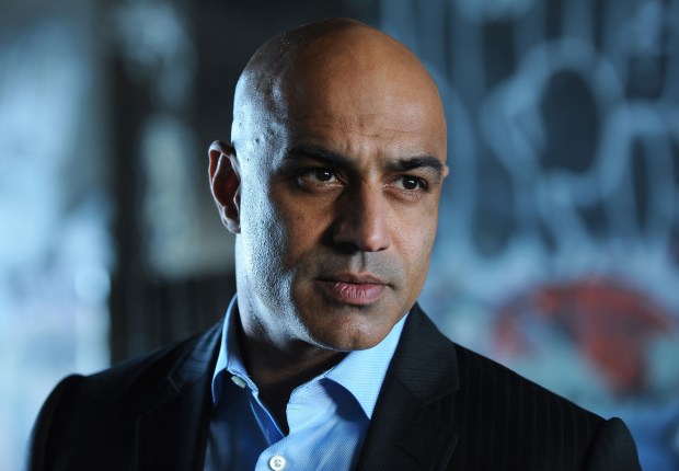 Supergirl_faran tahir