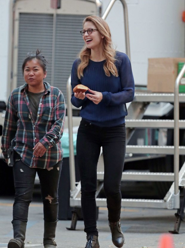 Supergirl_First Set Photos_Melissa Benoist2