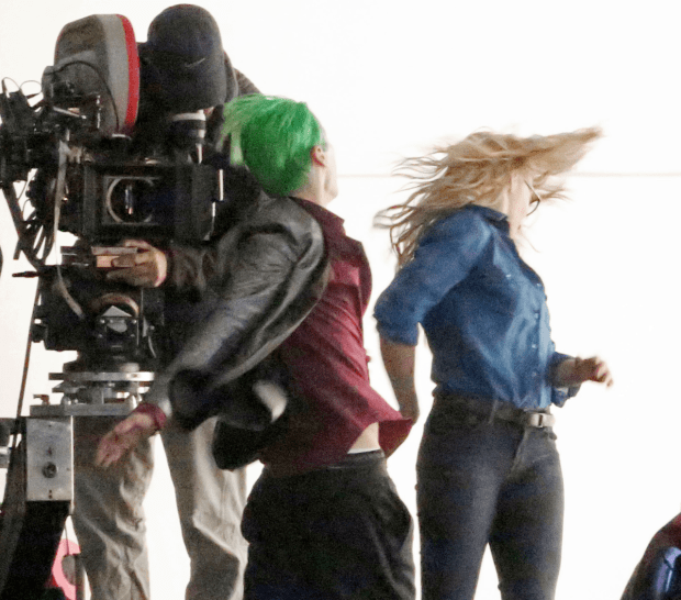 Suicide Squad_Set Photo_Jared Leto and Margot Robbie