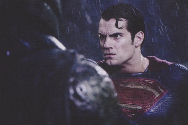 Batman v Superman_Dawn of Justice_Scanned Still (3)