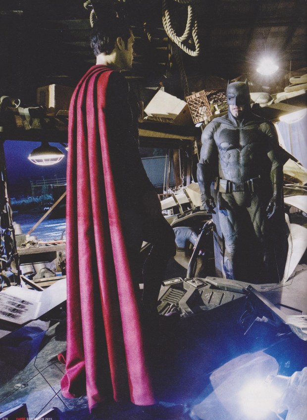 Batman v Superman_Dawn of Justice_Scanned Still (7)
