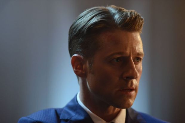 GOTHAM: Gordon (Benjamin McKenzie) in “Rise of the Villains: The Last Laugh” episode of GOTHAM airing Monday, Oct. 5 (8:00-9:00 PM ET/PT) on FOX. ©2015 Fox Broadcasting Co. Cr: Nicole Rivelli/FOX.