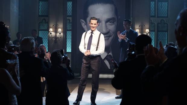 GOTHAM: L-R: James Frain in the ÒRise of the Villains: Mommy's Little MonsterÓ episode of GOTHAM airing Monday, Nov. 2 (8:00-9:00 PM ET/PT) on FOX. ©2015 Fox Broadcasting Co. Cr: FOX.