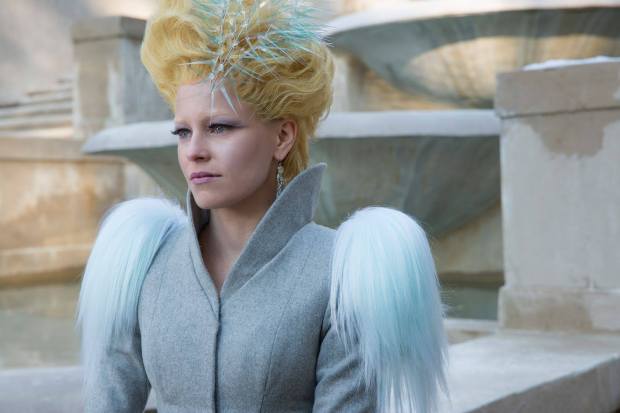 The Hunger Games_Mockingjay – Part 2_Effie_Still