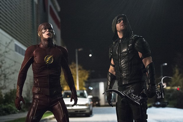 The Flash -- "Legends of Today" -- Image FLA208B_0295b.jpg -- Pictured (L-R): Grant Gustin as The Flash and Stephen Amell as The Arrow -- Photo: Cate Cameron/The CW -- ÃÂ© 2015 The CW Network, LLC. All rights reserved.
