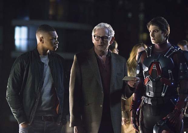 DC's Legends of Tomorrow -- "Pilot, Part 1" -- Image LGN101d_0496b -- Pictured (L-R): Franz Drameh as Jefferson "Jax" Jackson, Victor Garber as Professor Martin Stein and Brandon Routh as Ray Palmer/Atom -- Photo: Jeff Weddell/The CW -- ÃÂ© 2015 The CW Network, LLC. All Rights Reserved.