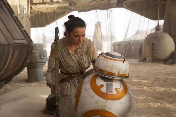 Star Wars_The Force Awakens_Still (2)
