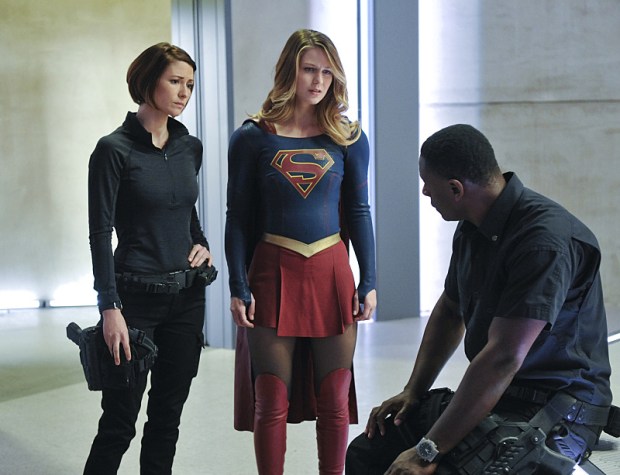 "Strange Visitor From Another Planet" -- Kara (Melissa Benoist, center) must help Hank (David Harewood, right) face his painful past when a White Martian, a member of the alien race that wiped out his people, kidnaps Senator Miranda Crane, an anti-alien politician, on SUPERGIRL, Monday, Jan. 25 (8:00-9:00 PM, ET/PT) on the CBS Television Network. Also pictured: Chyler Leigh (left) Photo: Darren Michaels/Warner Bros. Entertainment Inc. ÃÂ© 2015 WBEI. All rights reserved.
