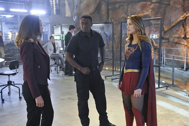 "Strange Visitor From Another Planet" -- Kara (Melissa Benoist, right) must help Hank (David Harewood, center) face his painful past when a White Martian, a member of the alien race that wiped out his people, kidnaps Senator Miranda (Tawny Cypress, left) Crane, an anti-alien politician, on SUPERGIRL, Monday, Jan. 25 (8:00-9:00 PM, ET/PT) on the CBS Television Network. Also pictured: Chyler Leigh (left) Photo: Darren Michaels/Warner Bros. Entertainment Inc. ÃÂ© 2015 WBEI. All rights reserved.