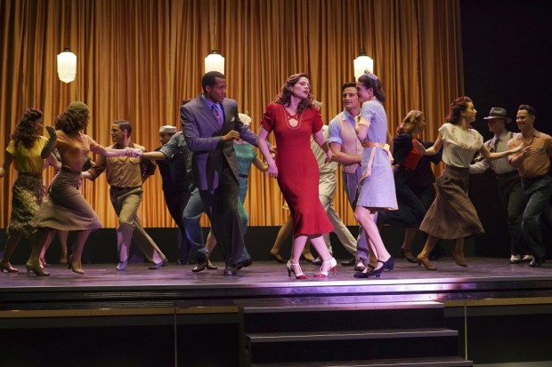 Agent Carter_S02E09_A Little Song and Dance_Still (1)