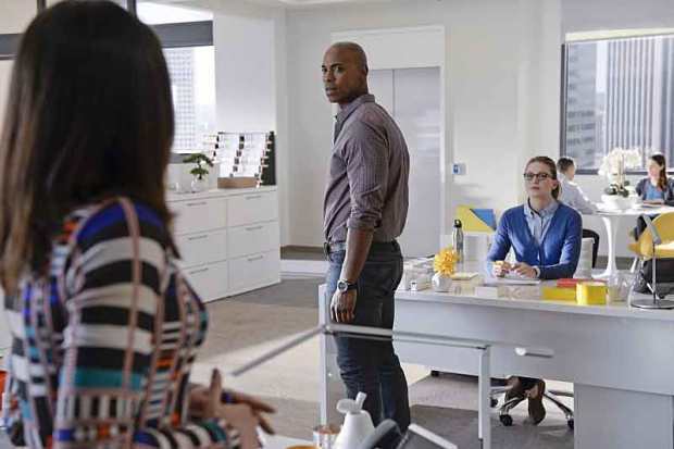 Supergirl_S01E14_Truth_Justice and the American Way_Still (4)