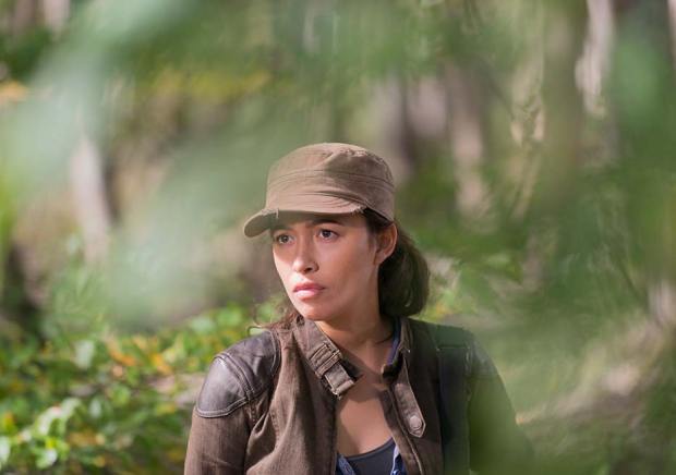 the-walking-dead-episode-615-rosita-serratos-935