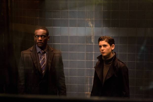 GOTHAM:  L-R: Chris Chalk and David Mazouz in the "Wrath of the Villains: A Legion Of Horribles" episode of GOTHAM airing Monday, May 16 (8:00-9:00 PM ET/PT) on FOX. ©2016 Fox Broadcasting Co. Cr: Jeff Neumann/FOX