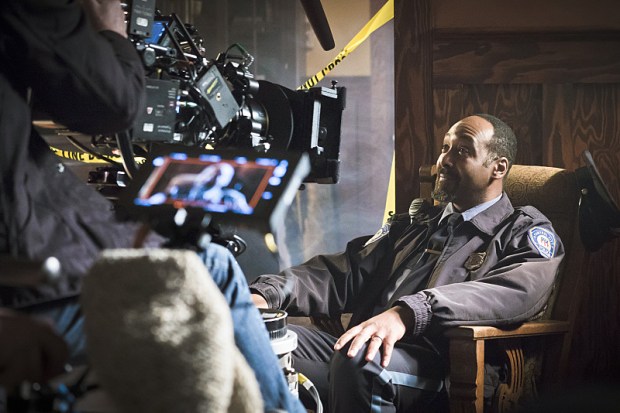 The Flash -- " The Runaway Dinosaur" -- Image: FLA221a_bts_0298b.jpg -- Pictured: Jesse L. Martin as Detective Joe West -- Photo: Katie Yu/The CW -- ÃÂ© 2016 The CW Network, LLC. All rights reserved.