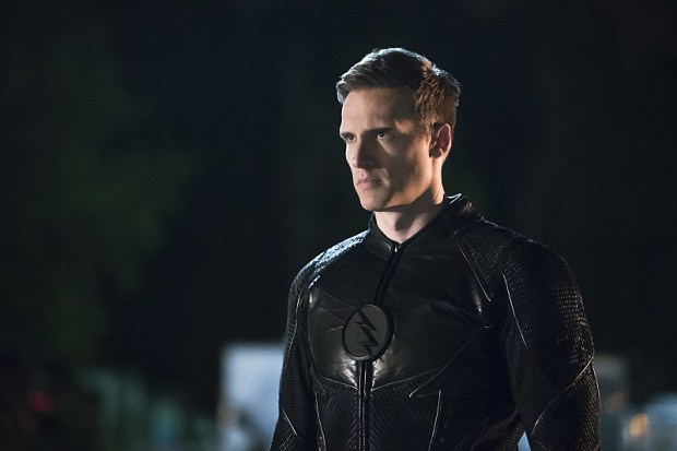 The Flash -- "The Race of His Life" -- Image: FLA223b_0253b.jpg -- Pictured: Teddy Sears as Jay Garrick -- Photo: Katie Yu/The CW -- ÃÂ© 2016 The CW Network, LLC. All rights reserved.
