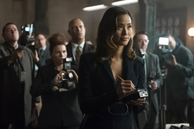 GOTHAM: Guest star Jamie Chung in the “Mad City: Better to Reign in Hell…” season premiere episode of GOTHAM airing airing Monday, Sept. 19 (8:00-9:01 PM ET/PT) on FOX.  ©2015 Fox Broadcasting Co. Cr: Jeff Neumann/FOX.