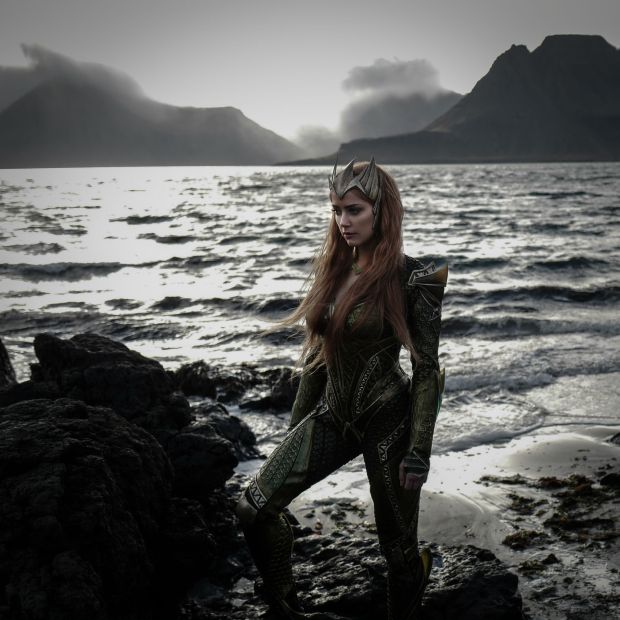 justice-league_first-look_amber-heard-as-mera