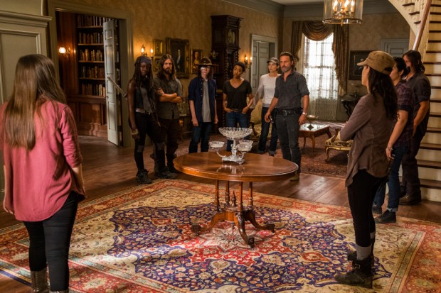 Katelyn Nacon as Enid, Danai Gurira as Michonne, Tom Payne as Paul 'Jesus' Rovia, Chandler Riggs as Carl Grimes, Sonequa Martin-Green as Sasha Williams, Lauren Cohan as Maggie Greene, Andrew Lincoln as Rick Grimes, Alanna Masterson as Tara Chambler, Norman Reedus as Daryl Dixon, Christian Serratos as Rosita Espinosa - The Walking Dead _ Season 7, Episode 9 - Photo Credit: Gene Page/AMC